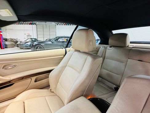 Used 2011 BMW 335i Convertible RWD image 12