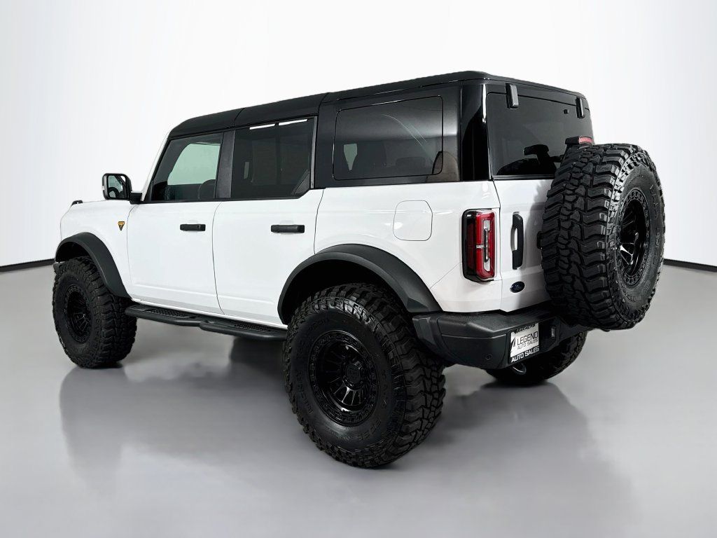 Used 2025 Ford Bronco Badlands AWD/4WD image 8