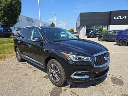 Used 2019 INFINITI QX60 Luxe w/ Essential Package