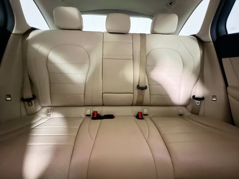 Used 2018 Mercedes-Benz GLC 300 GLC 300 image 33