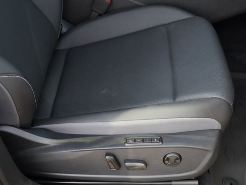 Used 2024 Volkswagen ID.4 S image 28