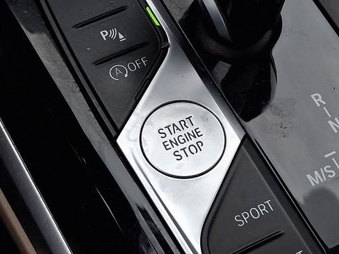 Used 2019 BMW 330i xDrive Sedan w/ Convenience Package image 30