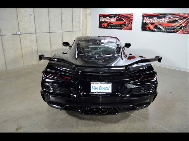 Used 2024 Chevrolet Corvette Z06 RWD image 8