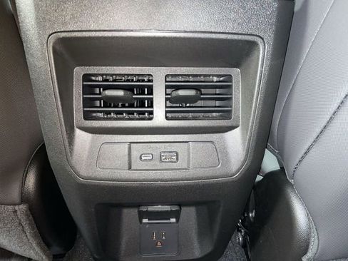 Used 2023 Chevrolet Colorado Z71 w/ Z71 Convenience Package 2 image 39