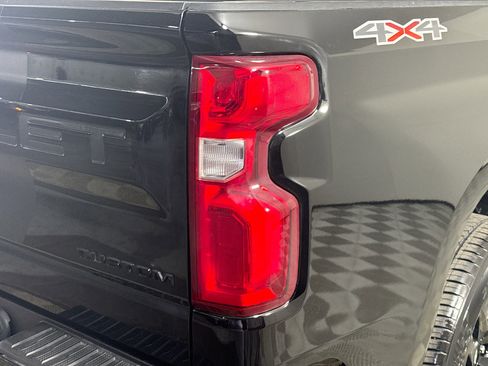 Used 2020 Chevrolet Silverado 1500 Custom w/ Rally Edition image 32