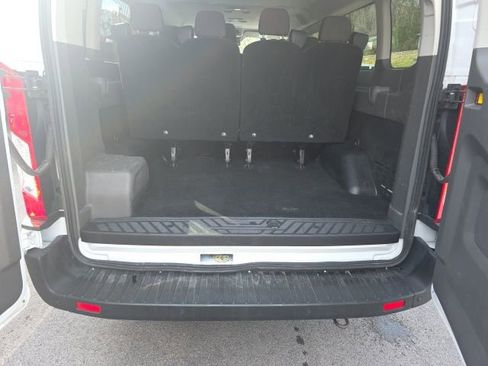 Used 2023 Ford Transit 350 XLT image 6