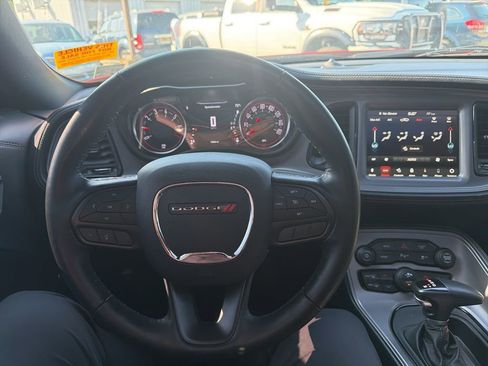 Used 2023 Dodge Challenger SXT w/ Plus Package image 20