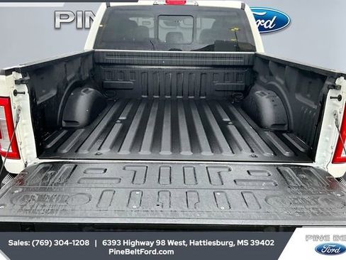 Used 2023 Ford F150 Lariat w/ Trailer Tow Package image 12