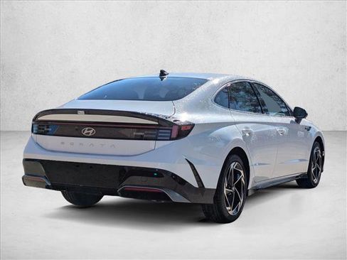 New 2026 Hyundai Sonata SEL FWD image 2