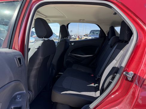 Used 2021 Ford EcoSport SE w/ SE Convenience Package image 8