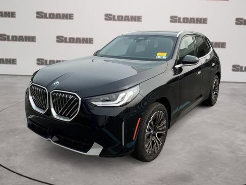 Used 2025 BMW X3 xDrive30i w/ Premium Package AWD/4WD image 1