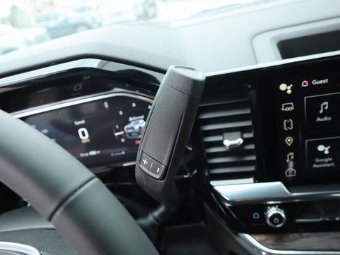 New 2026 GMC Sierra 2500 SLT w/ SLT Convenience Package image 34