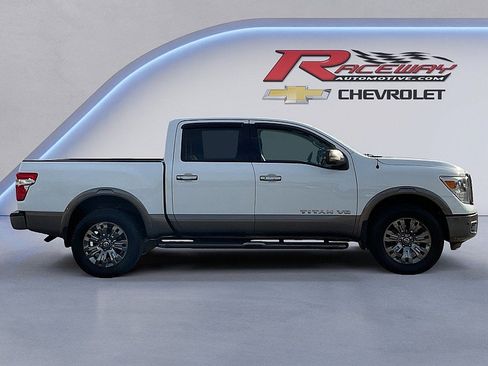Used 2019 Nissan Titan Platinum Reserve AWD/4WD image 6