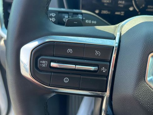 Used 2025 GMC Terrain Elevation AWD/4WD image 11
