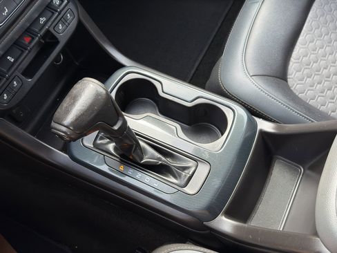 Used 2018 Chevrolet Colorado Z71 image 20