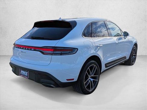 Used 2025 Porsche Macan image 5