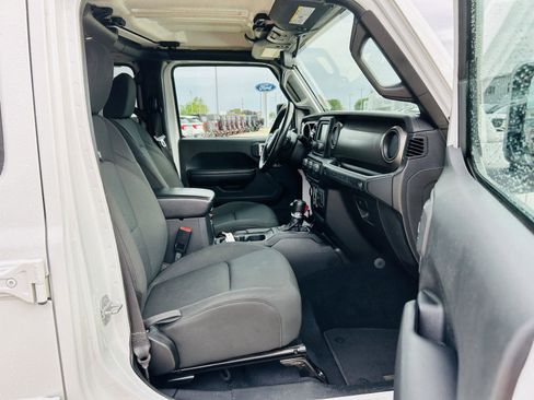 Used 2019 Jeep Wrangler Unlimited Sport S AWD/4WD image 26