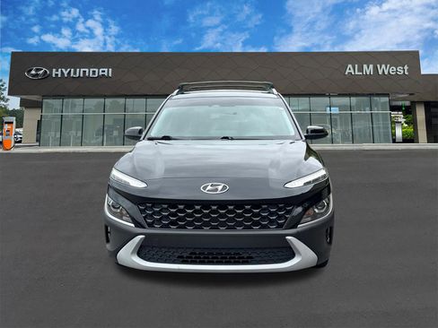Used 2023 Hyundai Kona SEL FWD image 2