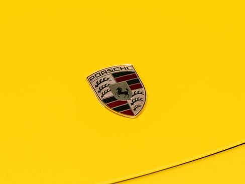 Used 2014 Porsche 911 Carrera 4S image 9