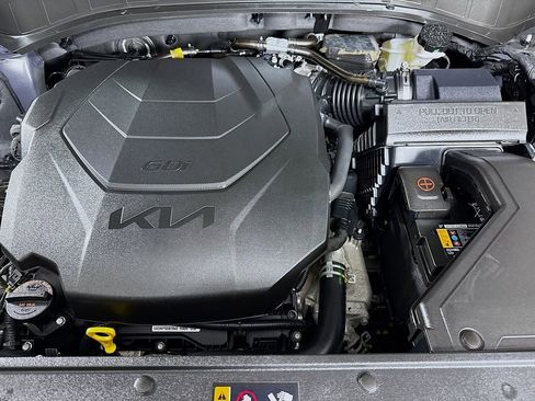 Used 2024 Kia Telluride SX Prestige w/ Towing Package image 38