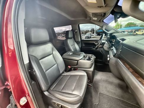 Certified 2023 GMC Sierra 1500 SLT w/ X31 Off-Road Package AWD/4WD image 27