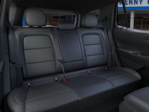 New 2026 Chevrolet Equinox LT w/ Convenience Package II AWD/4WD image 17