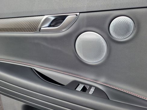 New 2026 Genesis G80 3.5T Sport Prestige image 10