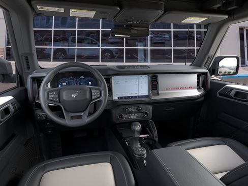 New 2026 Ford Bronco Outer Banks w/ Sasquatch Package AWD/4WD image 9