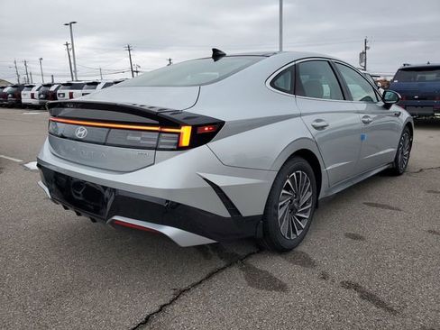 New 2026 Hyundai Sonata SEL image 4