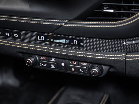 Used 2023 Ferrari F8 Tributo RWD image 28