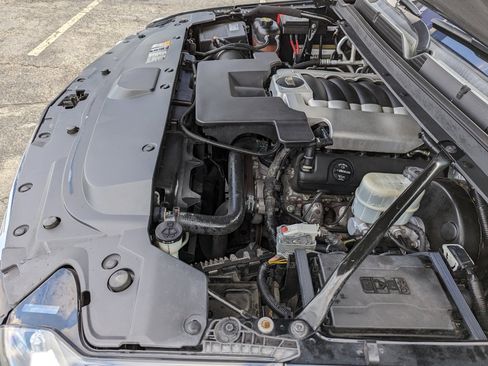 Used 2016 Cadillac Escalade Platinum image 55