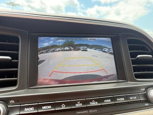 Used 2019 Hyundai Elantra SEL FWD image 4