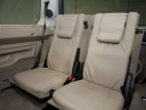 Used 2014 Land Rover LR4 HSE LUX AWD/4WD image 24