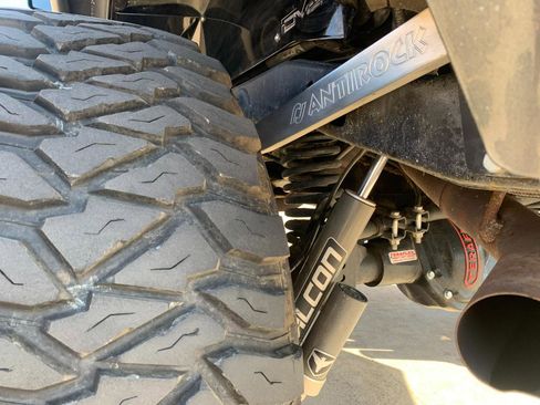 Used 2010 Jeep Wrangler Unlimited Rubicon w/ Dual Top Group image 22