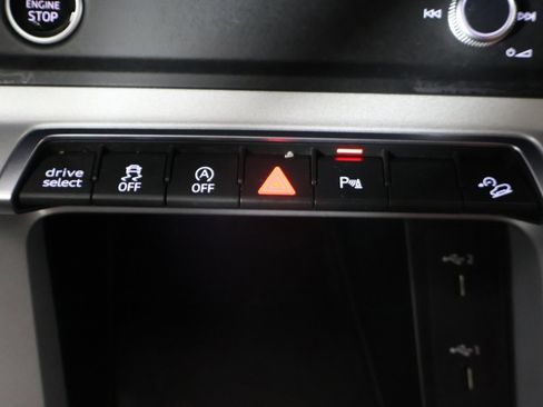 Used 2023 Audi Q3 2.0T Premium w/ Convenience Package image 50