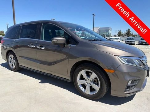 Used 2018 Honda Odyssey EX image 1
