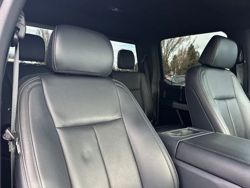 Used 2022 Ford F250 Lariat w/ Lariat Ultimate Package AWD/4WD image 16