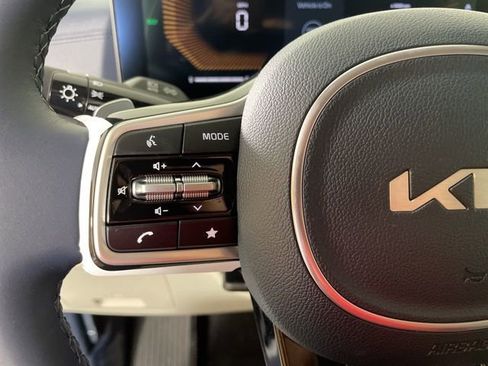 New 2026 Kia Carnival EX image 20