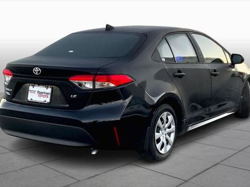 Certified 2025 Toyota Corolla LE image 12