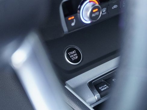 Used 2021 Audi Q3 2.0T Premium Plus image 28