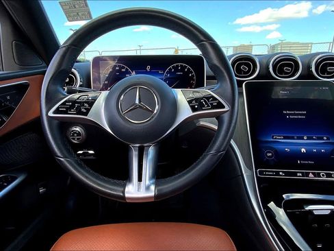 Used 2025 Mercedes-Benz C 300 Sedan image 6