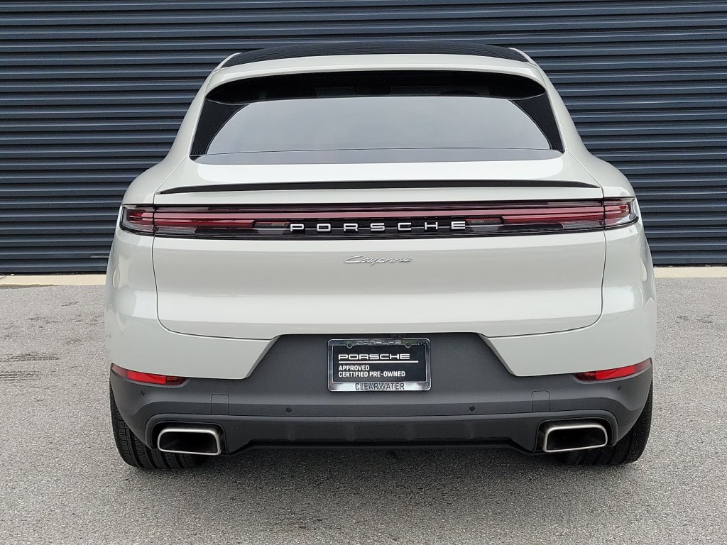 Certified 2024 Porsche Cayenne Coupe AWD/4WD image 6