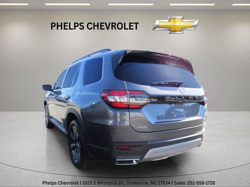 Used 2025 Honda Pilot Elite image 7