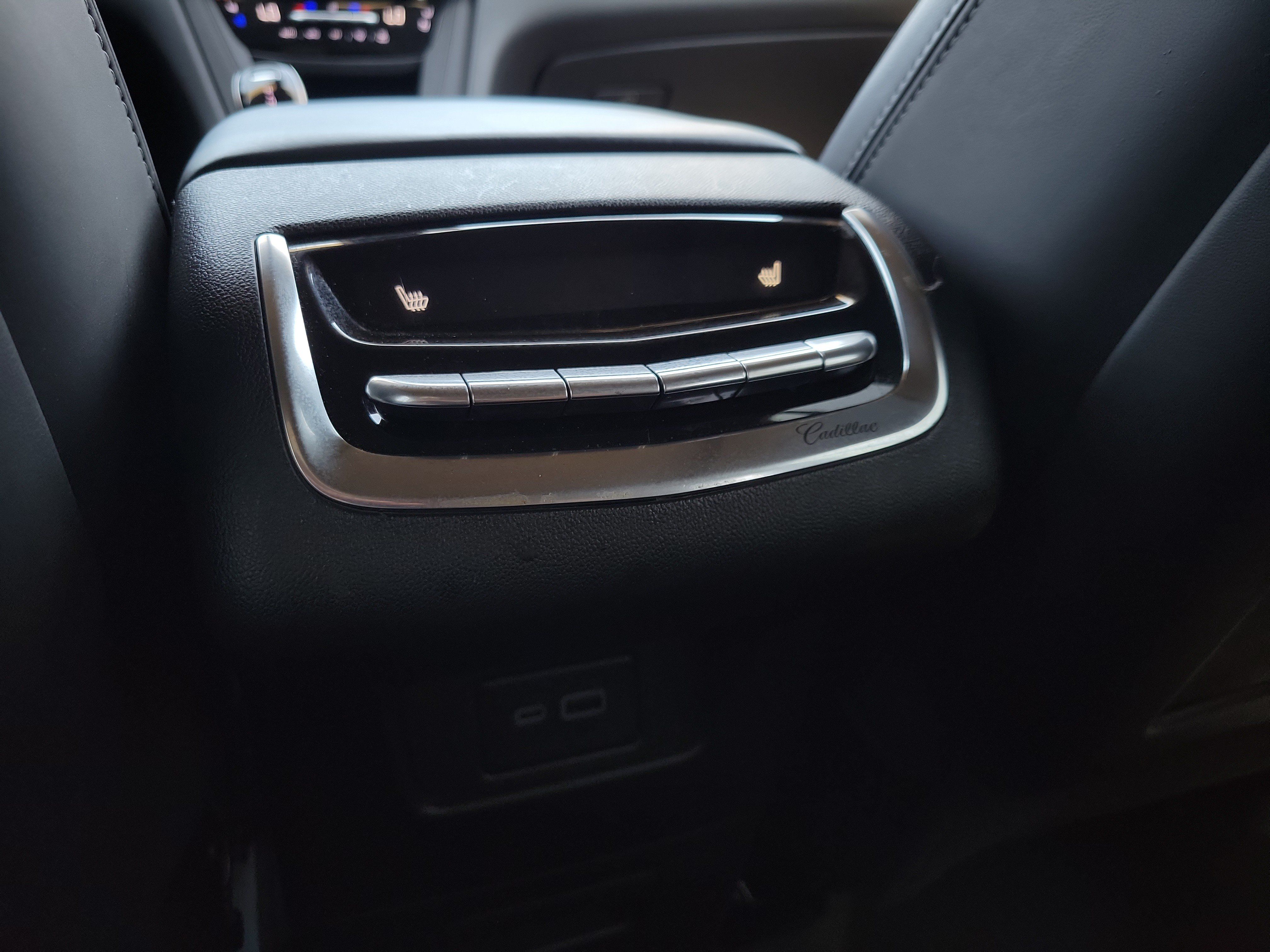 Certified 2025 Cadillac XT6 Premium Luxury w/ Platinum Package AWD/4WD image 15