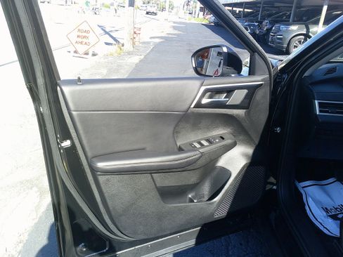 Used 2024 Mitsubishi Outlander SE image 16