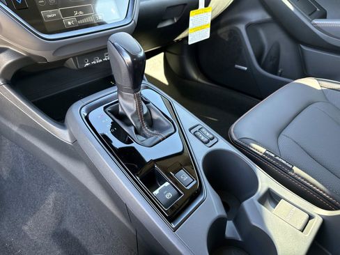 New 2026 Subaru Crosstrek 2.5i Limited w/ Crosstrek Mirror Package image 25