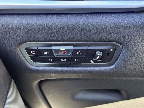 Used 2021 BMW X7 xDrive40i w/ Premium Package image 20