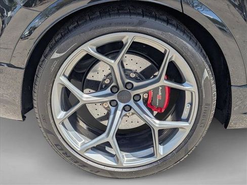 Used 2026 Audi RS Q8 performance image 16