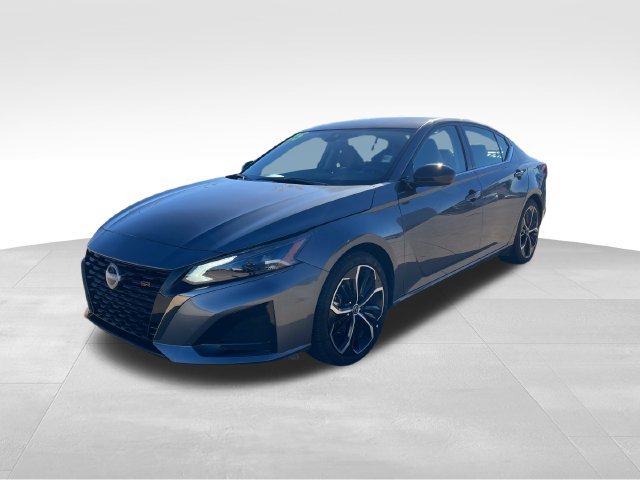 Used 2025 Nissan Altima 2.5 SR FWD 360° Tour