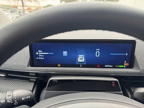 Used 2025 Ford Mustang Mach-E Premium image 9